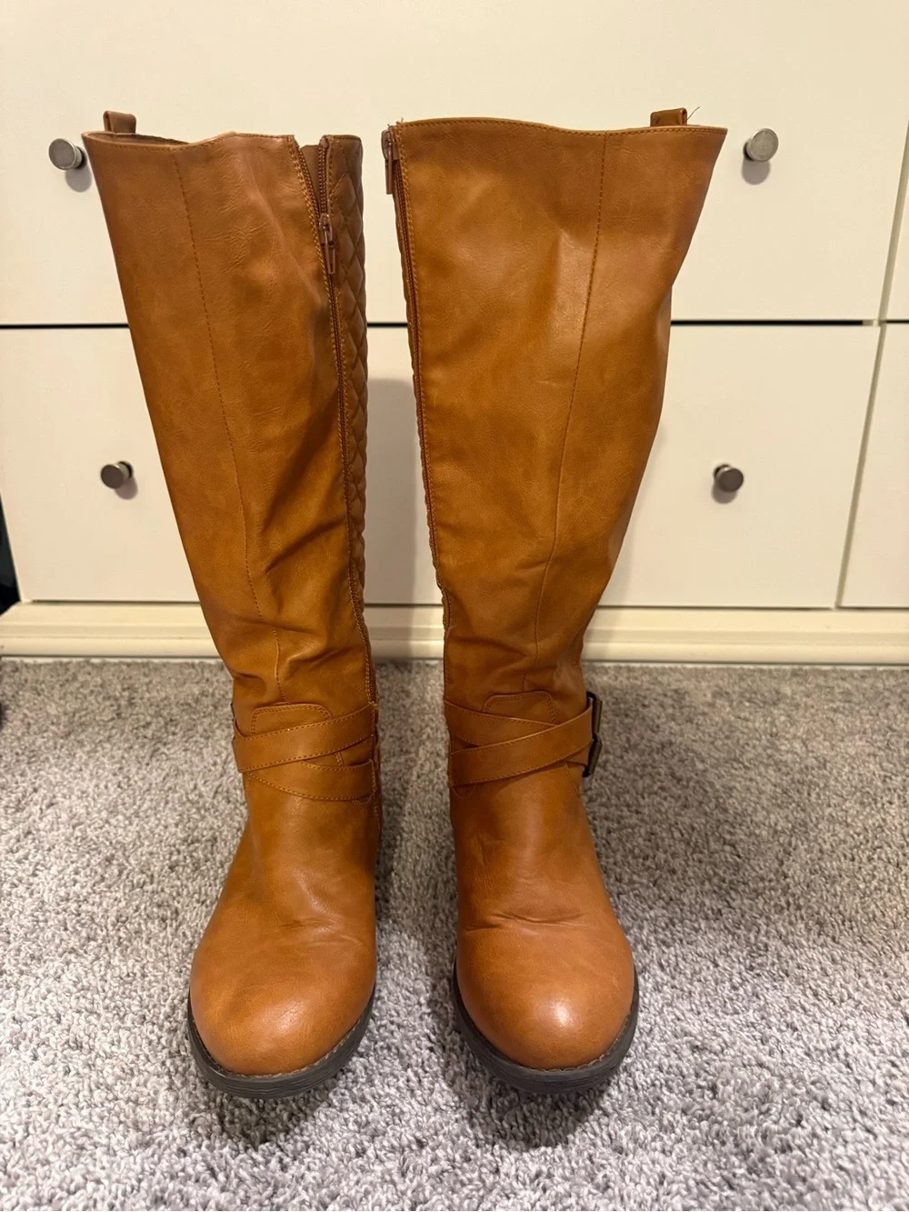 Vepose Quilted Over-the-Knee Riding Boots in Tan